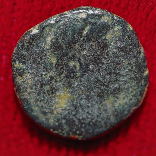 Ancient Roman Empire Coin VALENS Victory Advancing With Wreath - Picture 3 of 4
