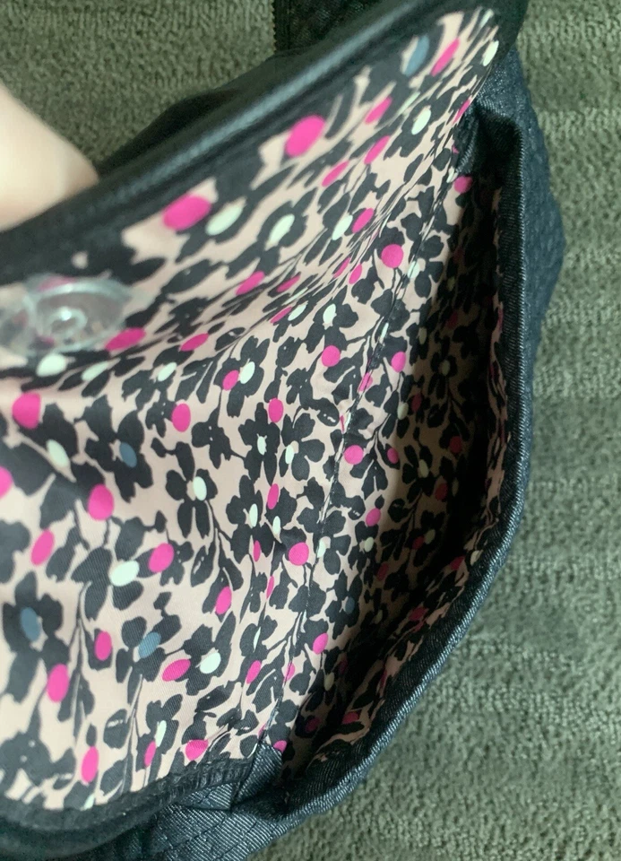 Bolso de hombro Vera Bradley acolchado negro Foto 3 de 4