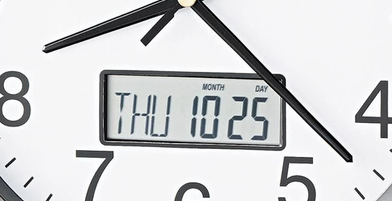 New Howard Miller Chronicle Wall Clock with LCD Inset 14-inch Grey Xmas - Image 3 of 3