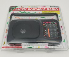 Street Beat - AM/FM Portable Radio - Model PR-10 - Vintage - 1992 - New