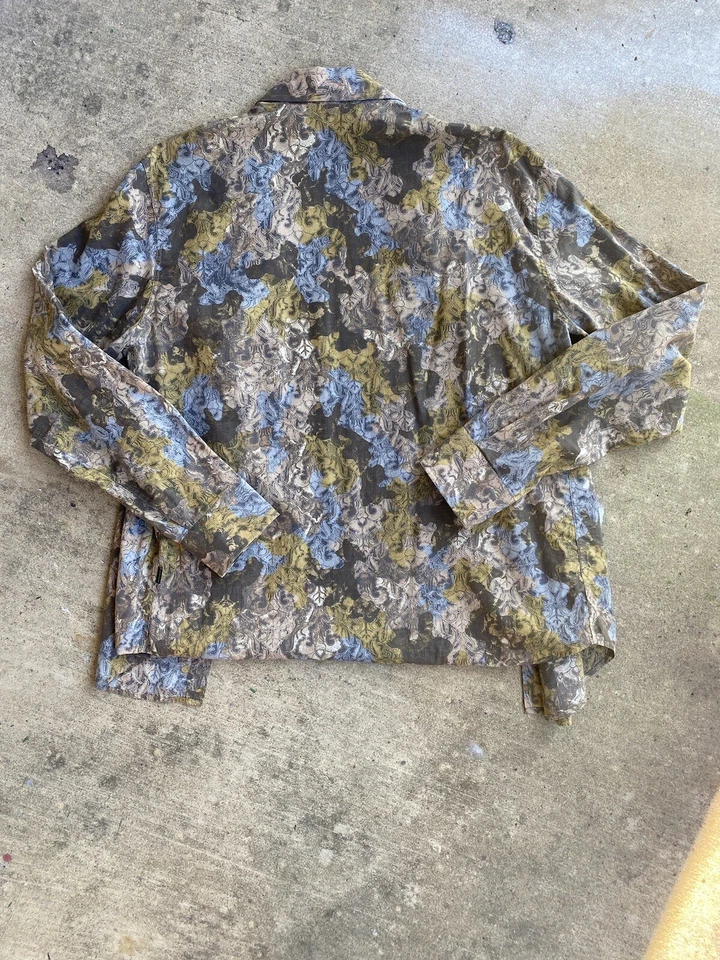 Camisa manga longa poliéster abstrato JUST CAVALLI tamanho XL verde/azul/marrom - Imagem 2 de 4