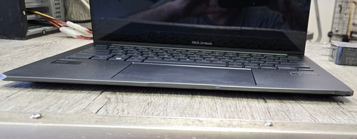 ASUS Zenbook 14 UX3405MA_Q425MA 14" Core Ultra 7 155H 3,8GHz 16GB RAM 1TB SSD - Bild 8 von 15