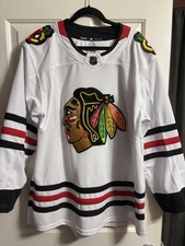 Ultimate Chicago Blackhawks Collector and Super Fan Gift Guide  47