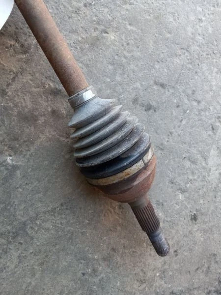 Передний вал оси 02-09 GMC Envoy 26079789 - Изображение 4 из 4