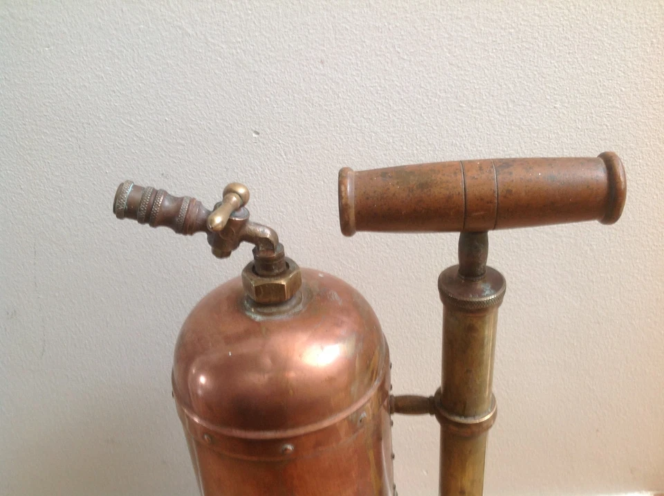 Ancien pulvérisateur MURATORI Paris breveté S.G.D.G en cuivre, objet vintage ! - Photo 4/4