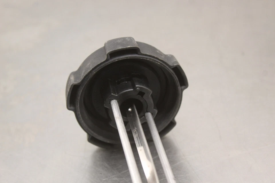 Arctic Cat Powder Special 600 1998 EFI tapa de combustible de gasolina Z848 Foto 4 de 4