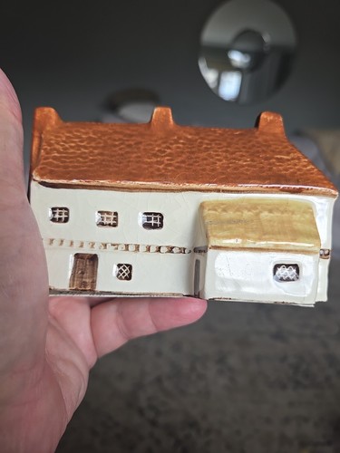 Vintage Miniature Cottage England Around the Corner Mini The Rose & Crown Inn - Picture 4 of 6