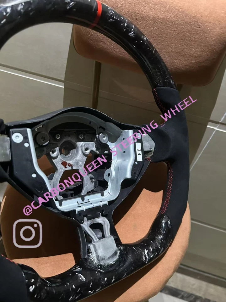 Volante FIBRA DE CARBONO FORJADA PARA NISSAN 370Z Z34 GAMUZA NEGRA/ROJO+CUBIERTA Foto 2 de 3