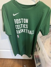 Nike Boston Celtics Basketball Green Shirt Men  s Medium M