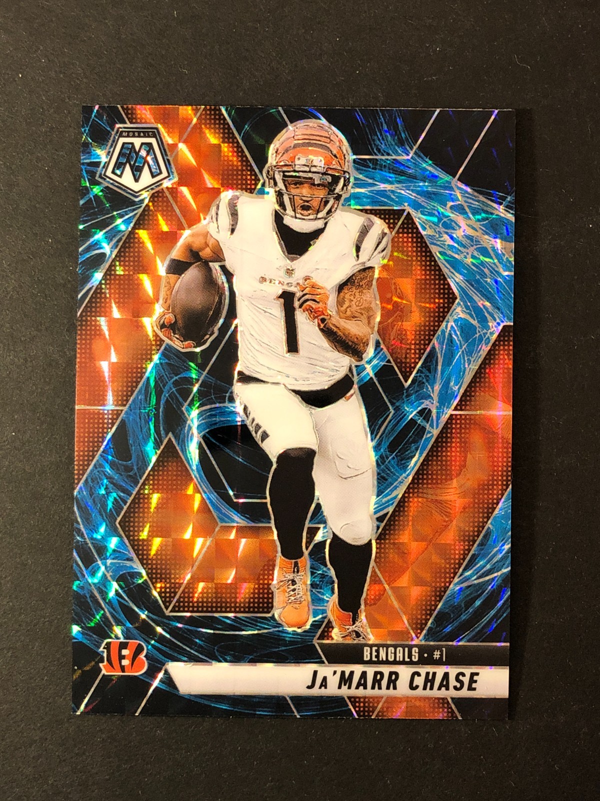 2025 Mosaic Football Ja'Marr Chase #11 Genesis Mosaic Prizm Cincinnati Bengals