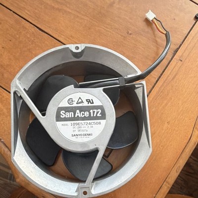 Sanyo Denki San Ace 172 Axial Fan 109E5724C508 24V 2.3A Round Aluminum Plastic