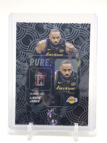 2025 Topps Signature LeBron James Base (RAW)