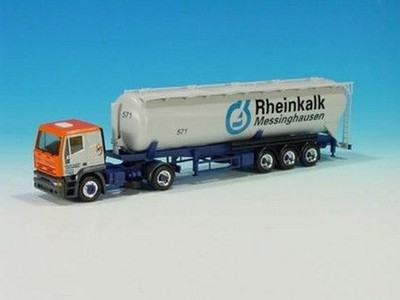Iveco EuroTech Silo-Sattelzug ''Universal Transporte'' #253574 (500 St.)