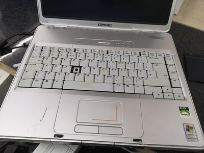 Compaq Presario M2000 Vintage Laptop For Parts Read Description No HDD No Ram No Bat