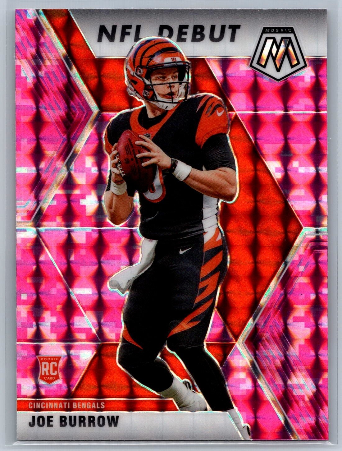 2020 Panini Mosaic - NFL Debut Joe Burrow #261 Camo Pink Mosaic Prizm Rookie