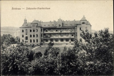 Postcard Heidenau in Saxony, Johanniter Hospital and surroundings - 4005065