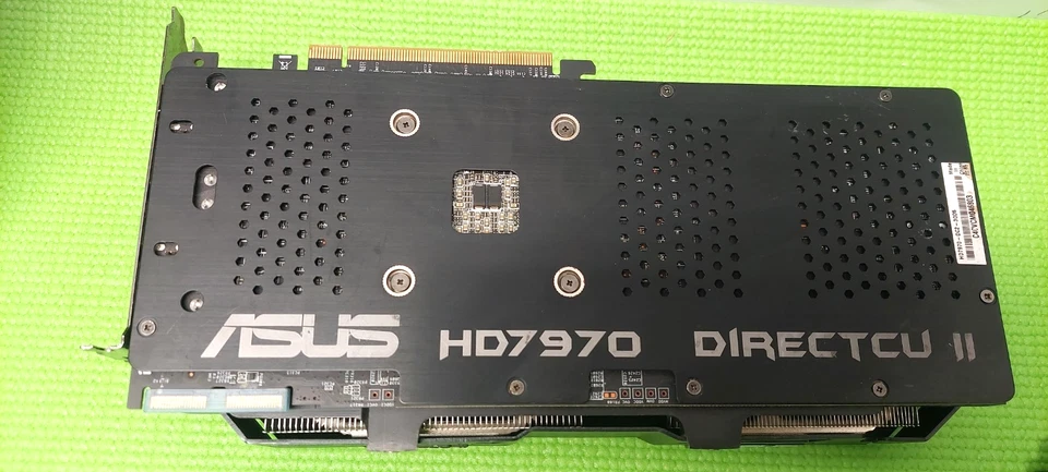 ASUS HD 7970 DirectCU II 3GB GDDR5 Graphics Card HD7970-DC2-3GD5 - Image 2 of 4