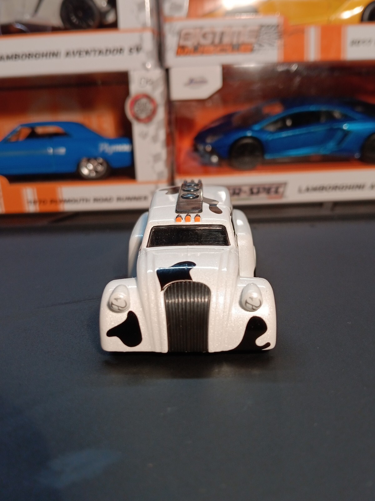 Picture 1 of 6