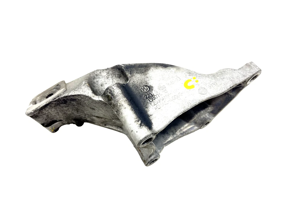 2008–2019 BMW X5 X6 RIGHT ENGINE MOUNT BRACKET OEM 6780148 - Image 2 of 4