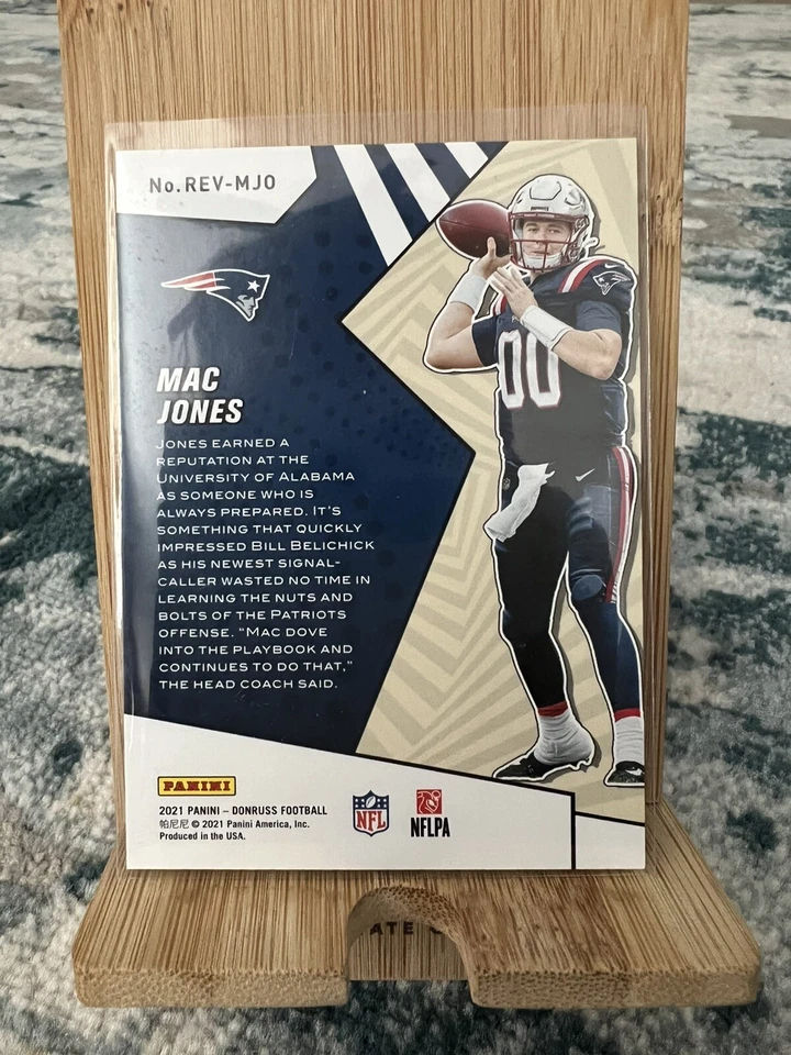 2021 Donruss Football MAC JONES Rookie Revolution #REV-MJO Rookie Card Patriots - Image 2 of 2