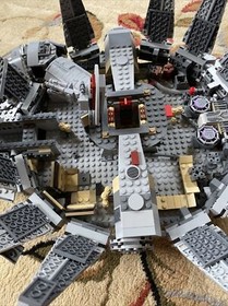 LEGO Star Wars: Millennium Falcon (75105)