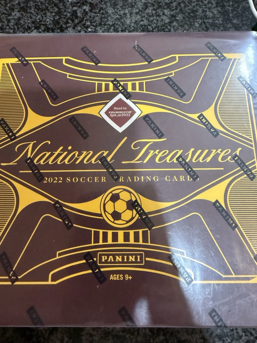 クロース　直筆サイン　ジャージ　2022 PANINI national 2022 Panini National Treasures Soccer FIFA Road to World Cup Box