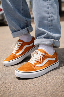 Vans Old Skool Orange White Suede Canvas Sneakers Mens 7 Womens 8.5 Skate Shoes