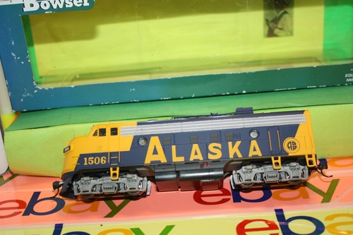 HO Bowser Executive Line ALASKA CAB EMD F-7A #1506 w/DCC & SOUND 691-23312 - Picture 2 of 13