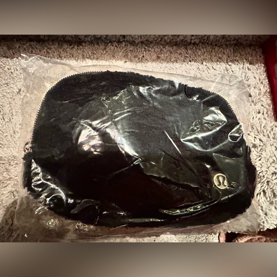 Lululemon Everywhere Belt Bag 1L Fleece RARE SOLD OUT eBay