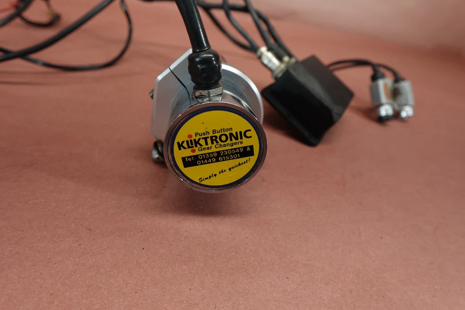 Система переключения передач 00-06 Harley Davidson Heritage Softail FLSTCI с кнопками - Изображение 2 из 4