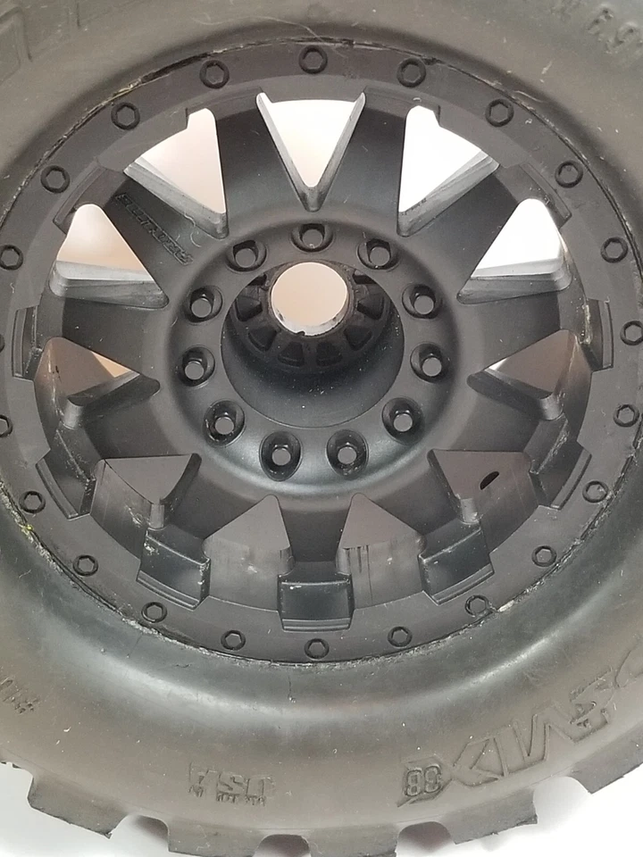 Pro-Line 10127-10 Badlands MX38 3.8" Tire w/Raid 8x32 Wheels (M2) (Black) (2) - Image 4 of 4