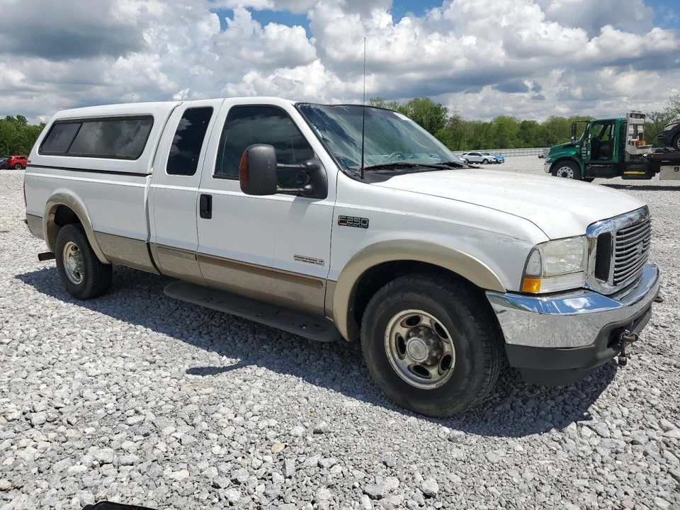 Б/у воздухоочиститель в сборе подходит: 2004 Ford F250SD пикап 6,0 л дизель класса A - Изображение 4 из 4