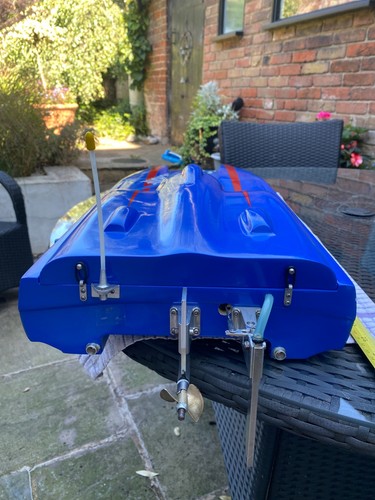 Aeromarine Mean Machine R/C Boat RTR Fibre Glass Hull 0.15 pull start motor NEW - Foto 3 di 13