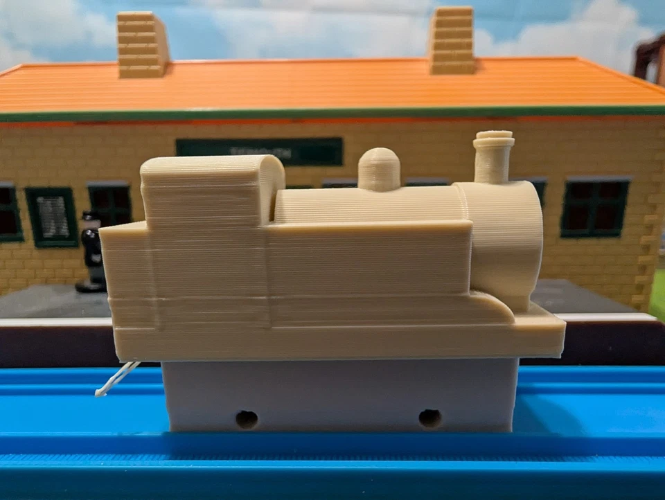 Thomas And Friends Ferrocarril de Madera Mini E2 / Thomas Impreso en 3D Madera Pla Personalizado Foto 2 de 2