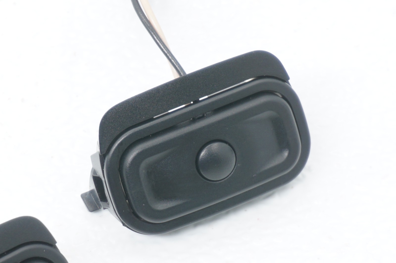 2014-2020 MASERATI GHIBLI OEM STEERING WHEEL SIDE RADIO SWITCH CONTROL SET OF 2