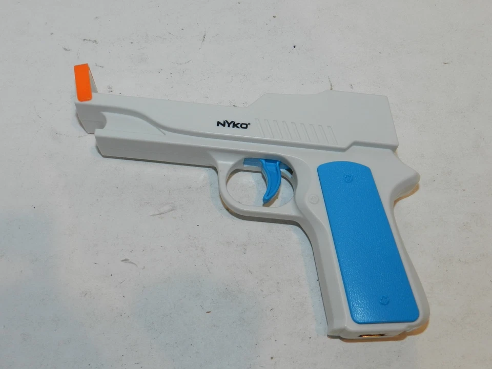 Nyko Perfect Shot Nintendo Wii White Gun w/ Orange Clip Pistol - Image 2 of 2
