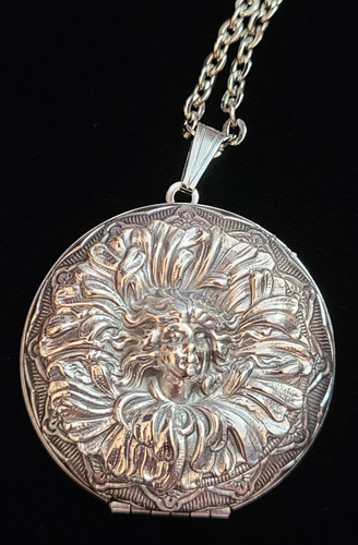 Vtg Art Nouveau style locket necklace, fairy lady maiden face inside flower