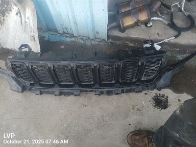BLK GRILLE OEM 23-25 JEEP GRANDCHER