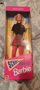 Barbie School Spirit 1995 Special Edition Doll Mattel 15301