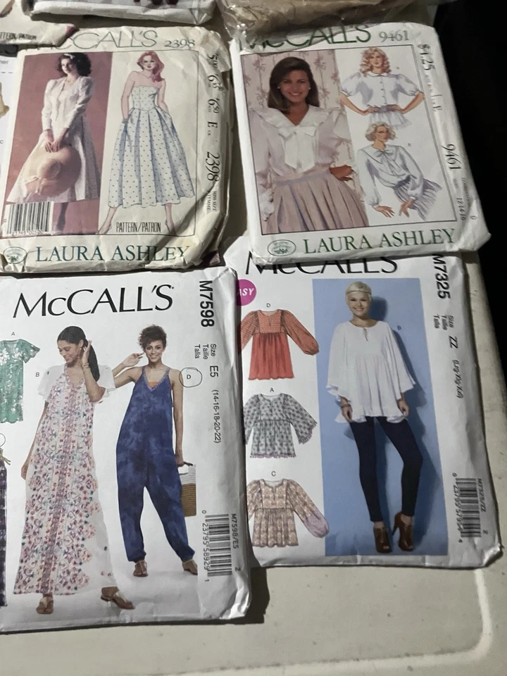 Lot of 11 Various Sewing Patterns Various Styles Sizes Crafting Clothing - Image 4 of 4
