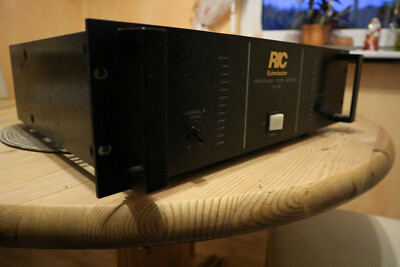 Rickenbacker RA 600   Power Endstufe  Originalzustand Sammlerstück