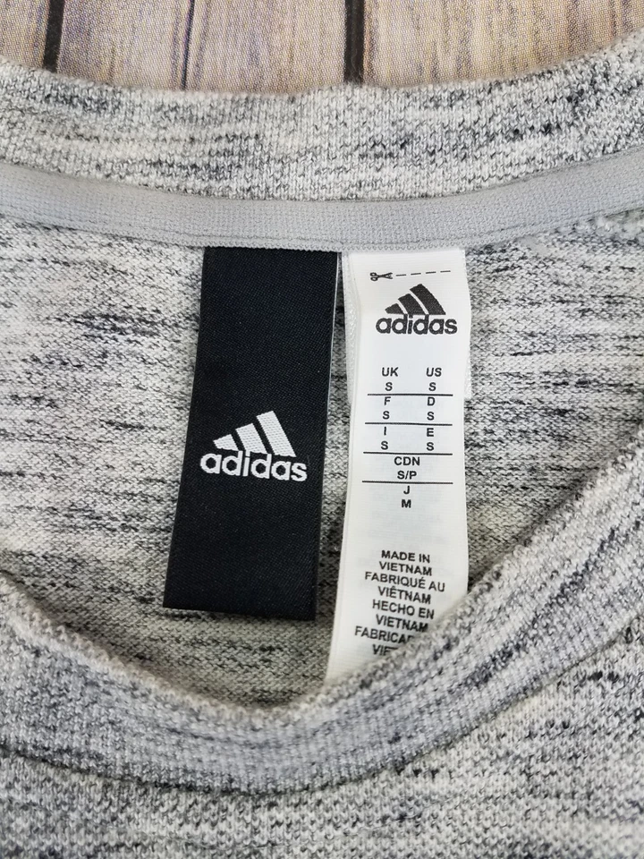 Camiseta Adidas Masculina Tamanho S Cinza Manga Curta Peso Médio Atlética Casual B2 - Imagem 4 de 4