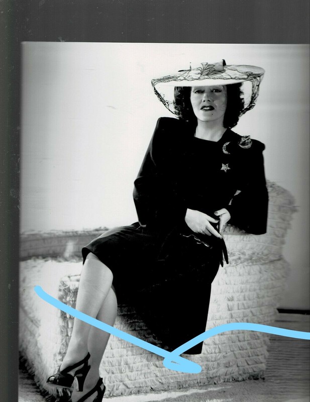 SUPER RARE!! VINTAGE 8X10 YOUNG ELEGANT SEXY GLORIA SWANSON PUBLICITY PHOTO!!