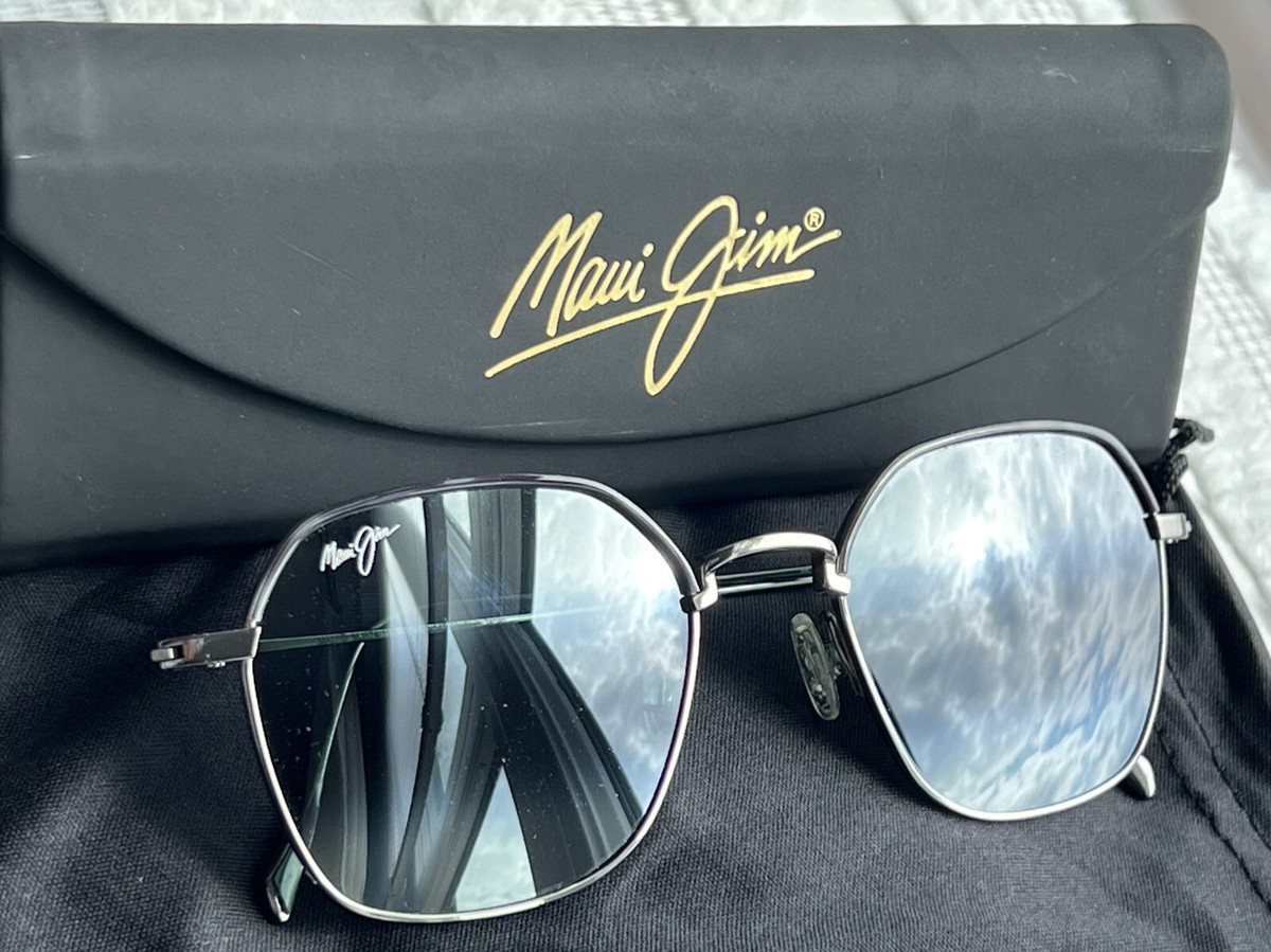 Maui Jim Moon Doggy MJ 874 11B Titanium Frame + Neutral Grey  display picture 2