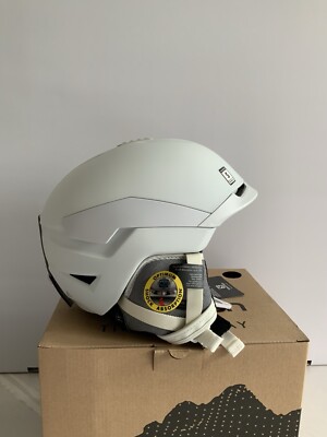 SKI SNOWBOARD HELM SALOMON QUEST CA SMALL / 53-56CM EX DISPLAY 