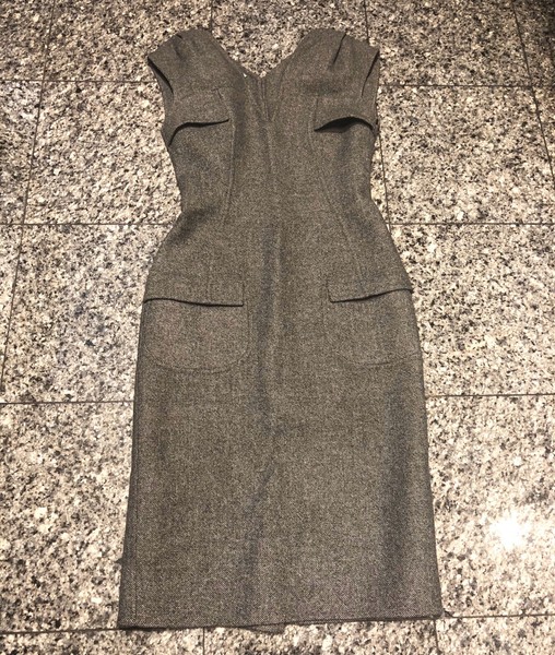 Christian DIOR Boutique Gray Herringbone 100% Wool V-Neck Pencil Pocket Dress