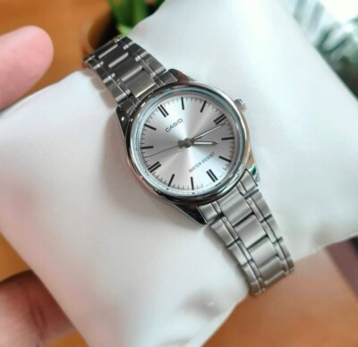 Casio LTP-V005D-7A Silber Analog Edelstahl Quarz Damen Klassische Uhr