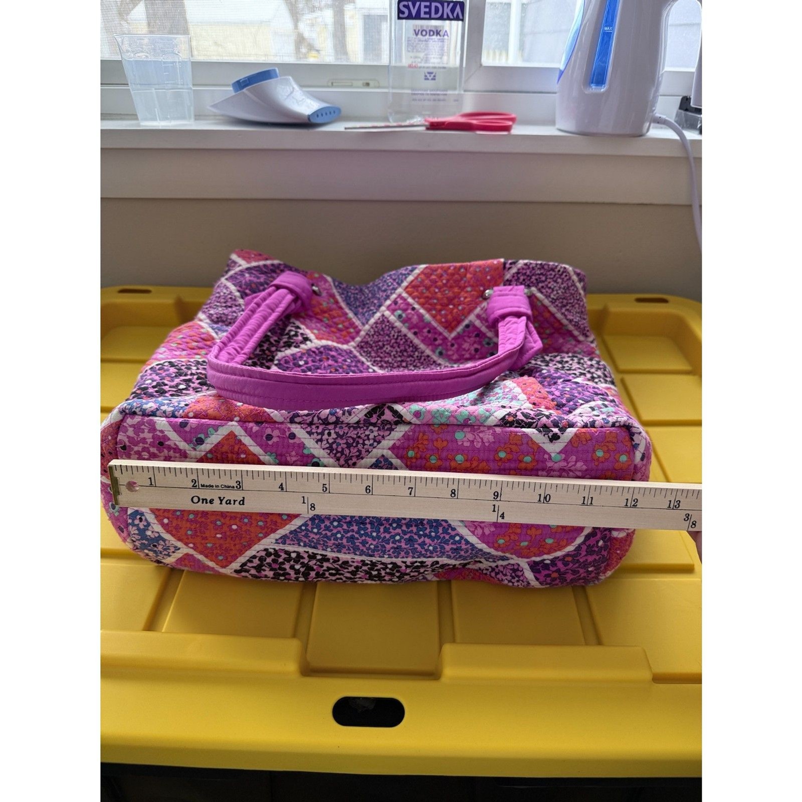 Vera Bradley "Retired" Multi-Pattern Patchwork To… - image 12