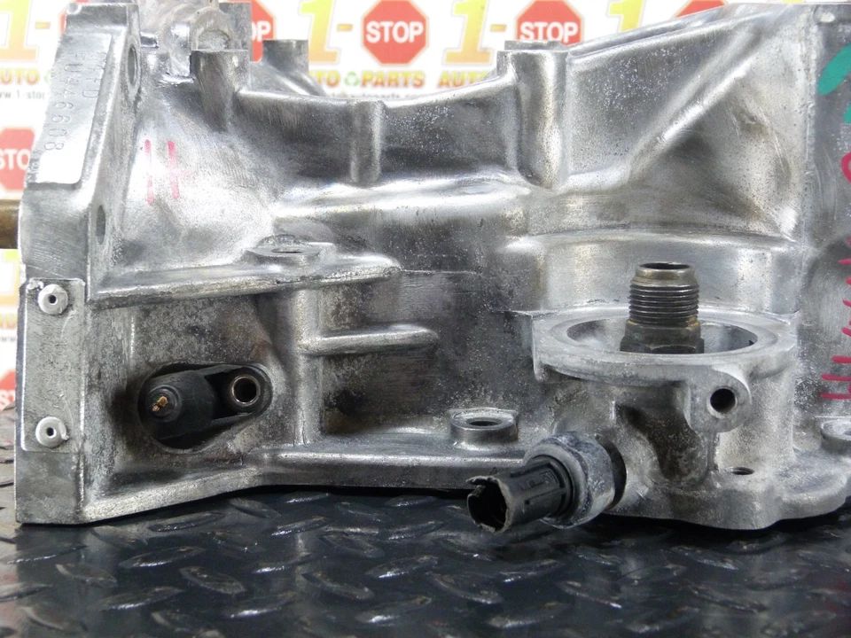 2012-2019 HYUNDAI ACCENT UPPER ENGINE OIL PAN 21135-2B020 OEM - Изображение 2 из 4