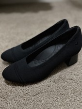 VIVAIA Women's Black Slip-On Round Toe Knit Fabric Block Heel Pumps 7.5